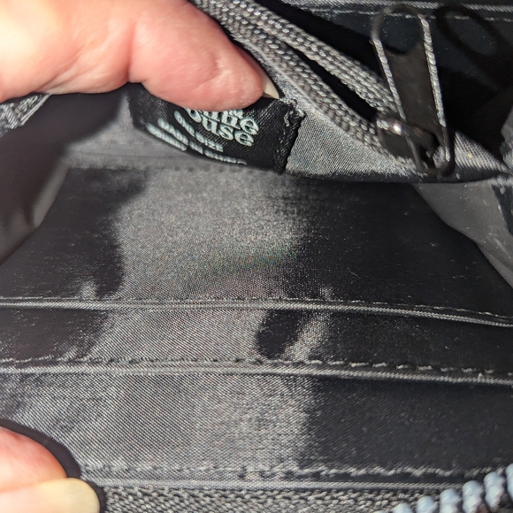 NWT Minnie Mouse small wallet - Picture 7 of 14